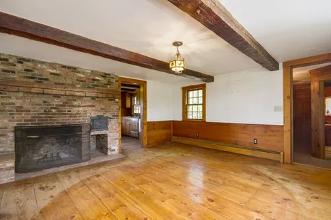 685 Dodge Hill Road Francestown NH 03043