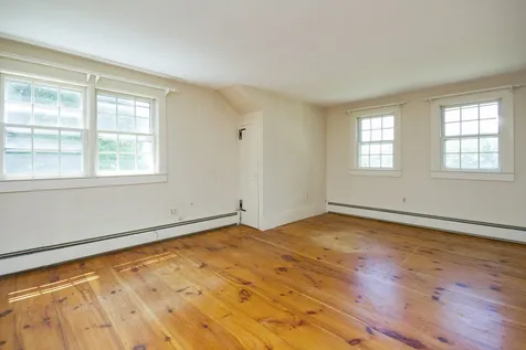 685 Dodge Hill Road Francestown NH 03043