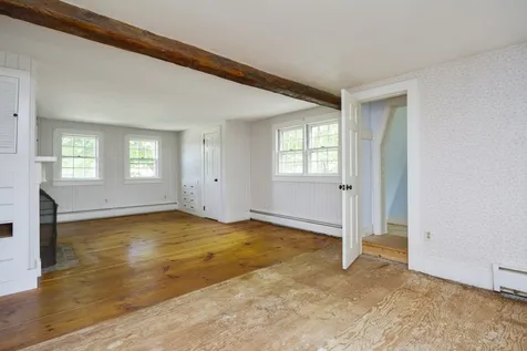 685 Dodge Hill Road Francestown NH 03043