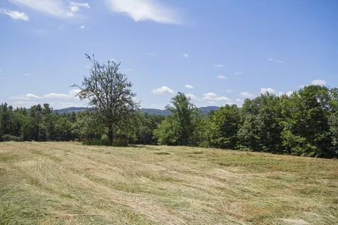 685 Dodge Hill Road Francestown NH 03043