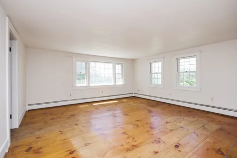 685 Dodge Hill Road Francestown NH 03043