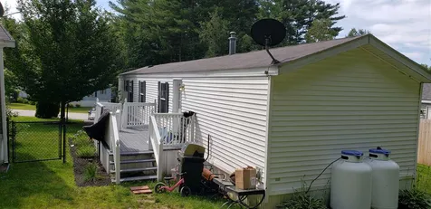 19 Deer Run Lane Northwood NH 03261