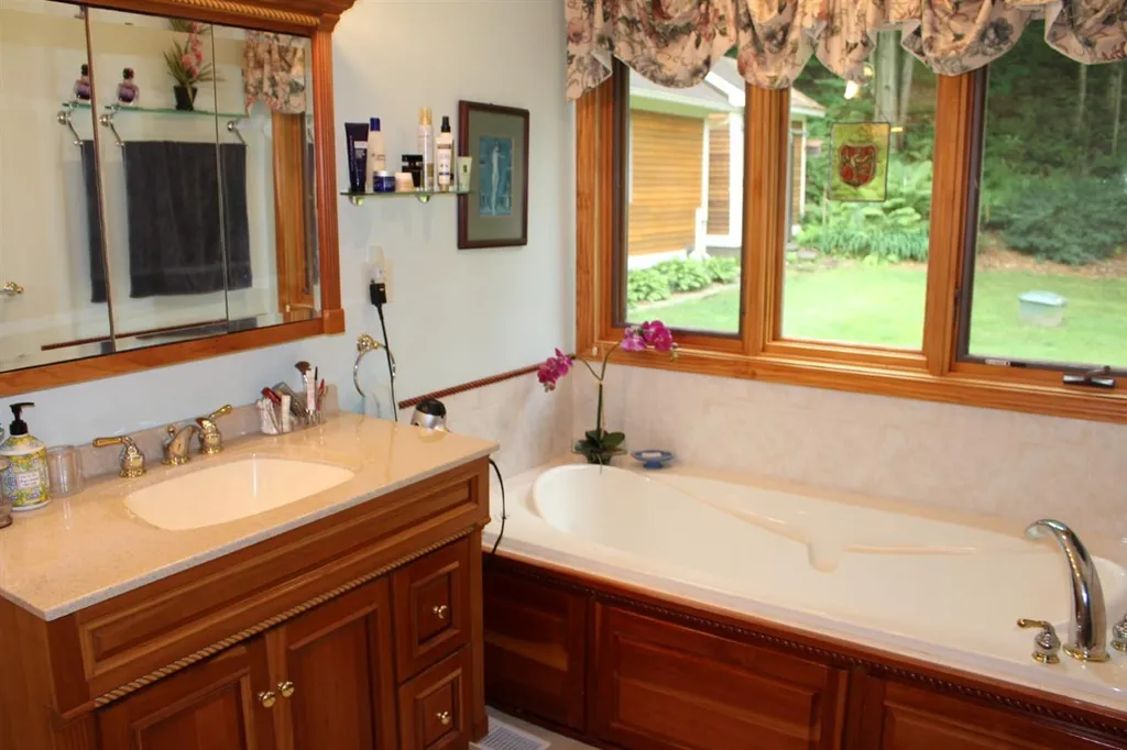 24 Bradley Bow Road Jericho VT 05465