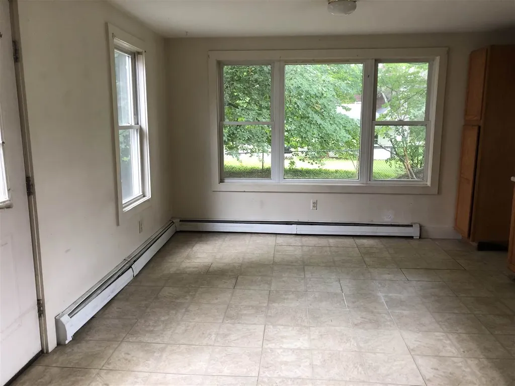81 Pearl Street Claremont NH 03743