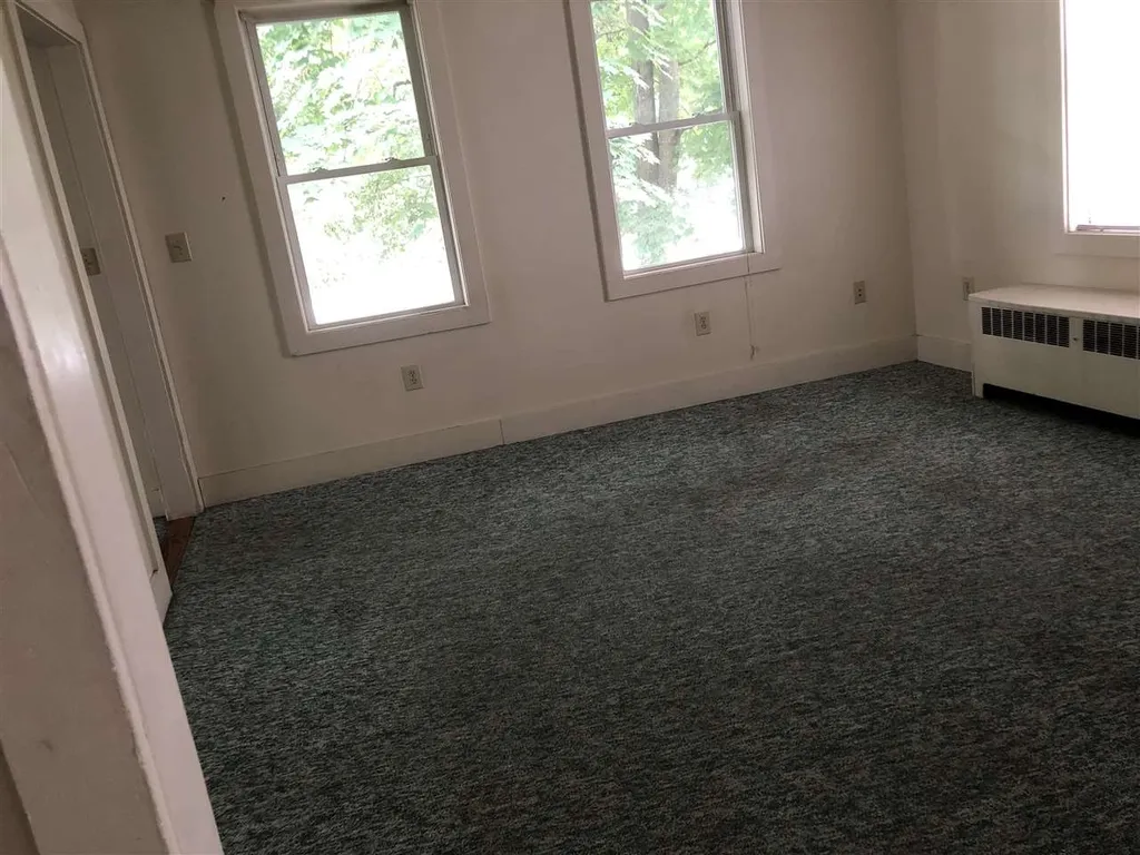 81 Pearl Street Claremont NH 03743