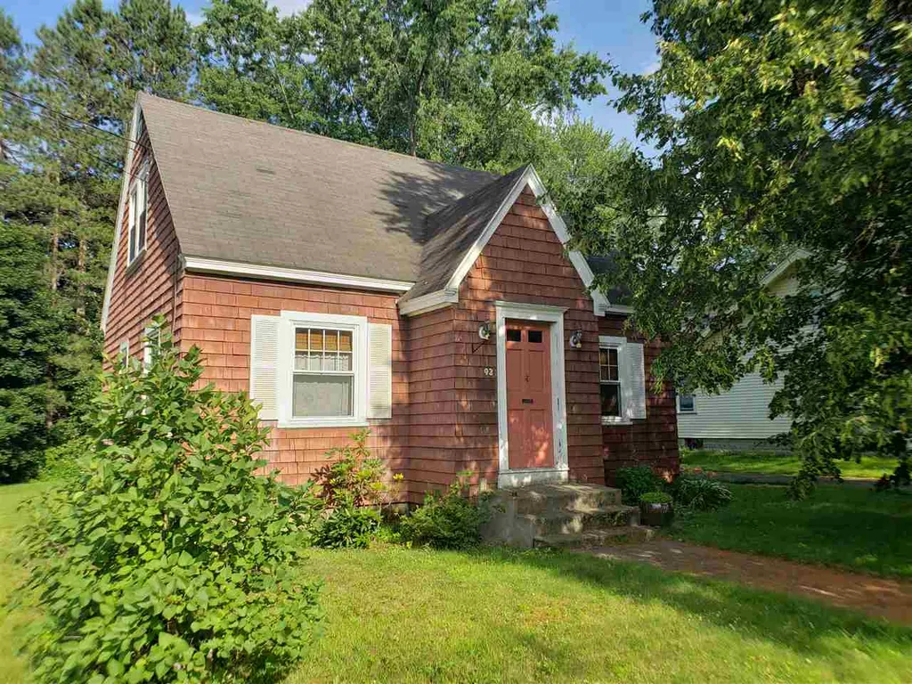93 River Street Keene NH 03431