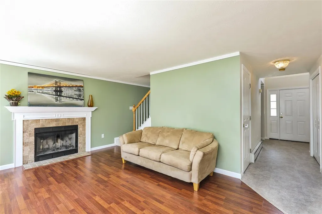 42 Dominique Drive Concord NH 03301