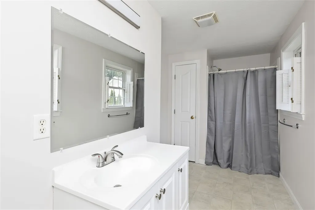 42 Dominique Drive Concord NH 03301