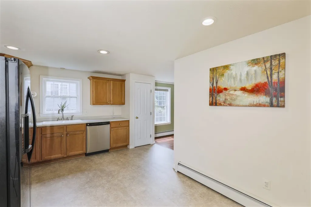 42 Dominique Drive Concord NH 03301