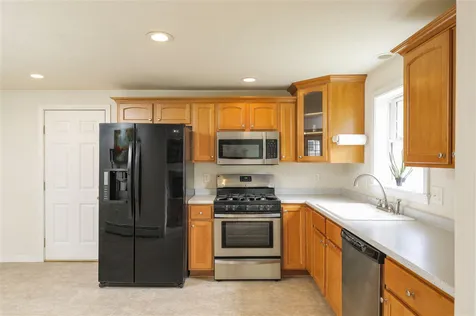 42 Dominique Drive Concord NH 03301