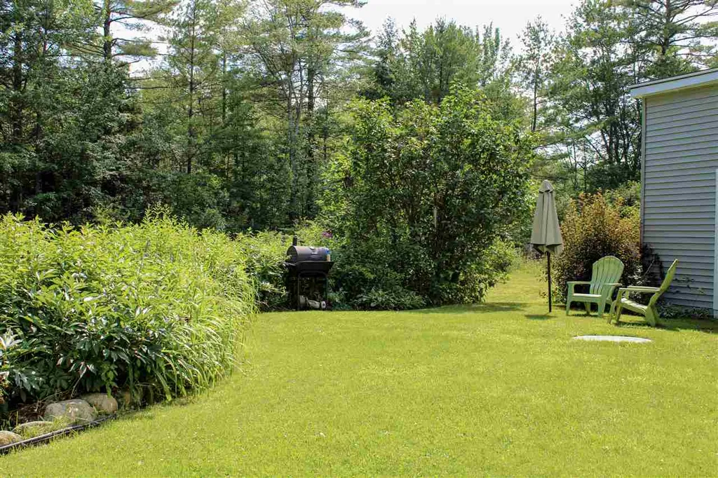 1037 Allen Road Webster NH 03303