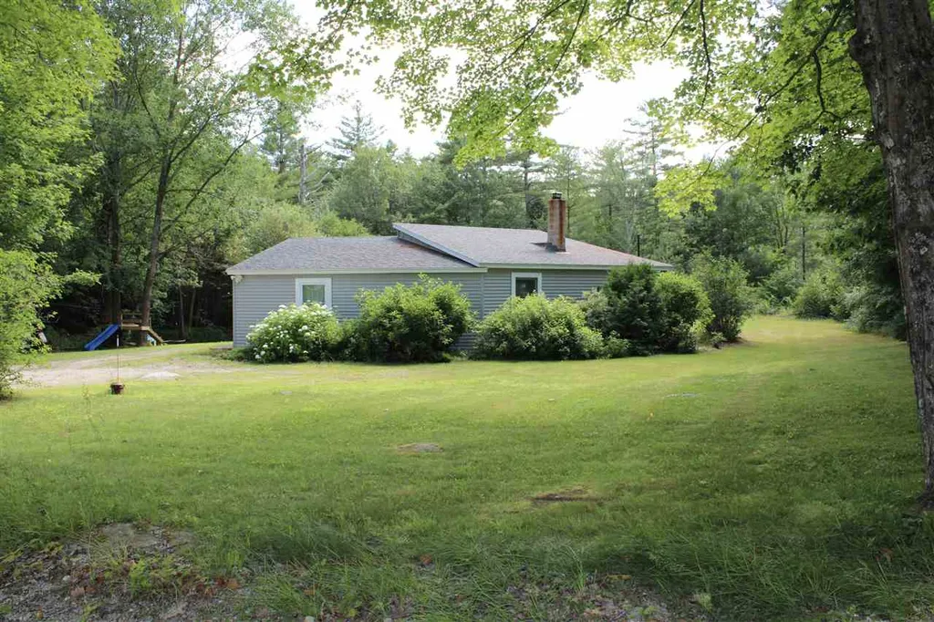 1037 Allen Road Webster NH 03303