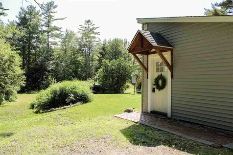 1037 Allen Road Webster NH 03303