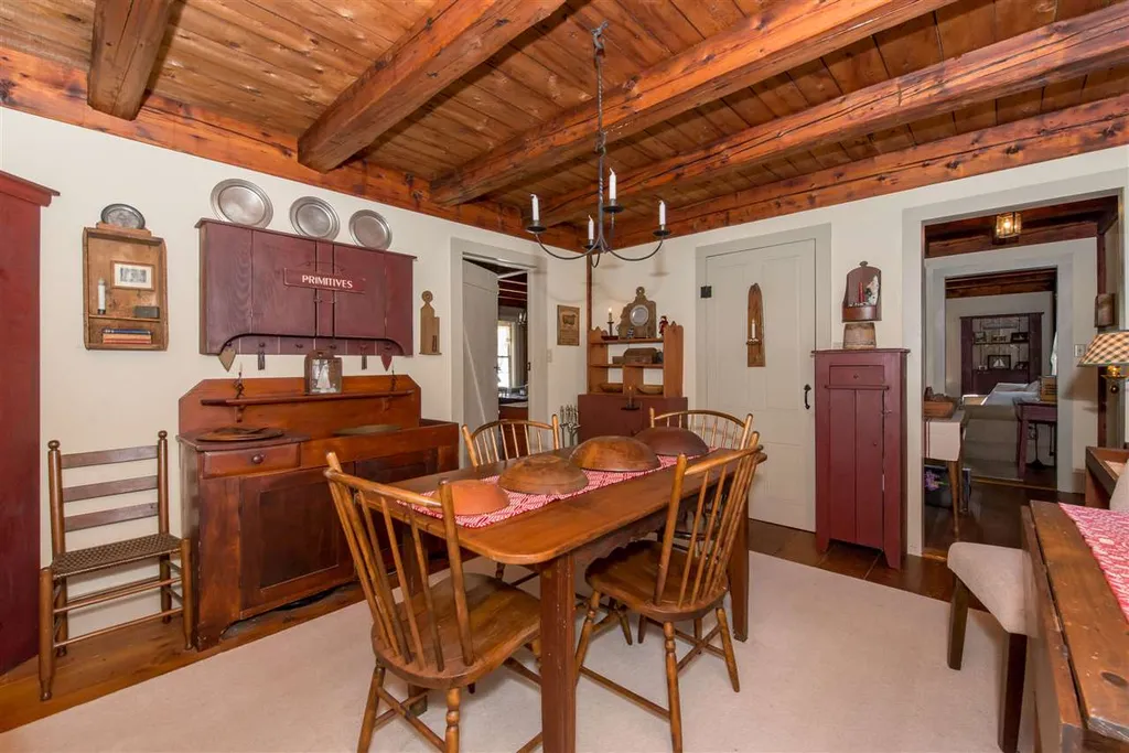 5 Harlans Way Dover NH 03820