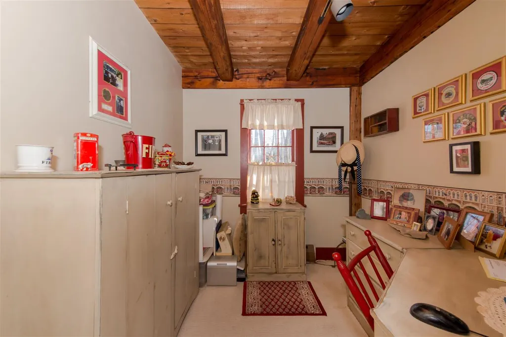 5 Harlans Way Dover NH 03820