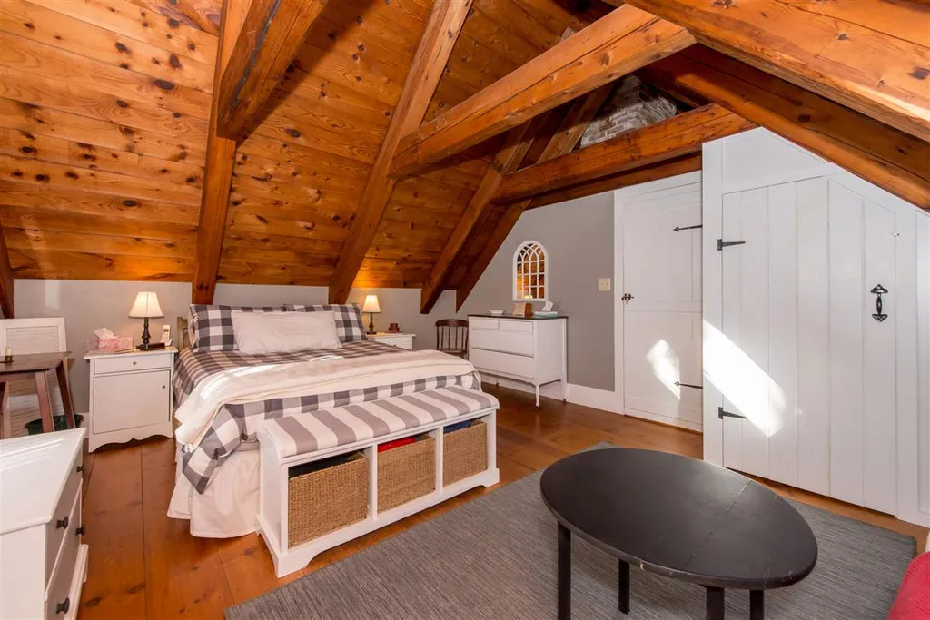 5 Harlans Way Dover NH 03820