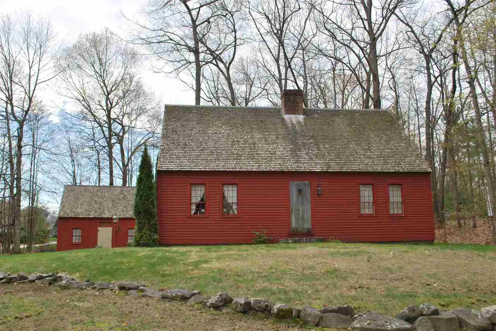 5 Harlans Way Dover NH 03820