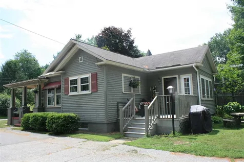2 Longwood Place Claremont NH 03743