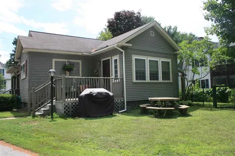 2 Longwood Place Claremont NH 03743