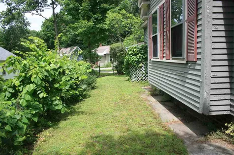 2 Longwood Place Claremont NH 03743