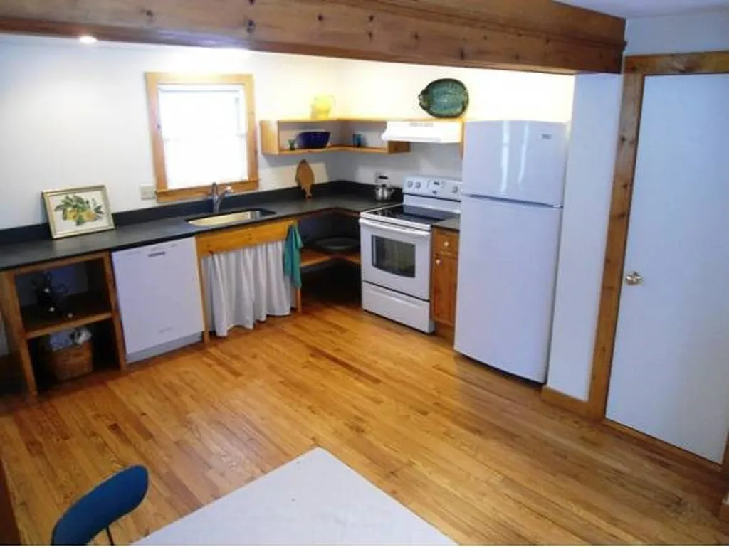2479 Route 121 East Grafton VT 05146
