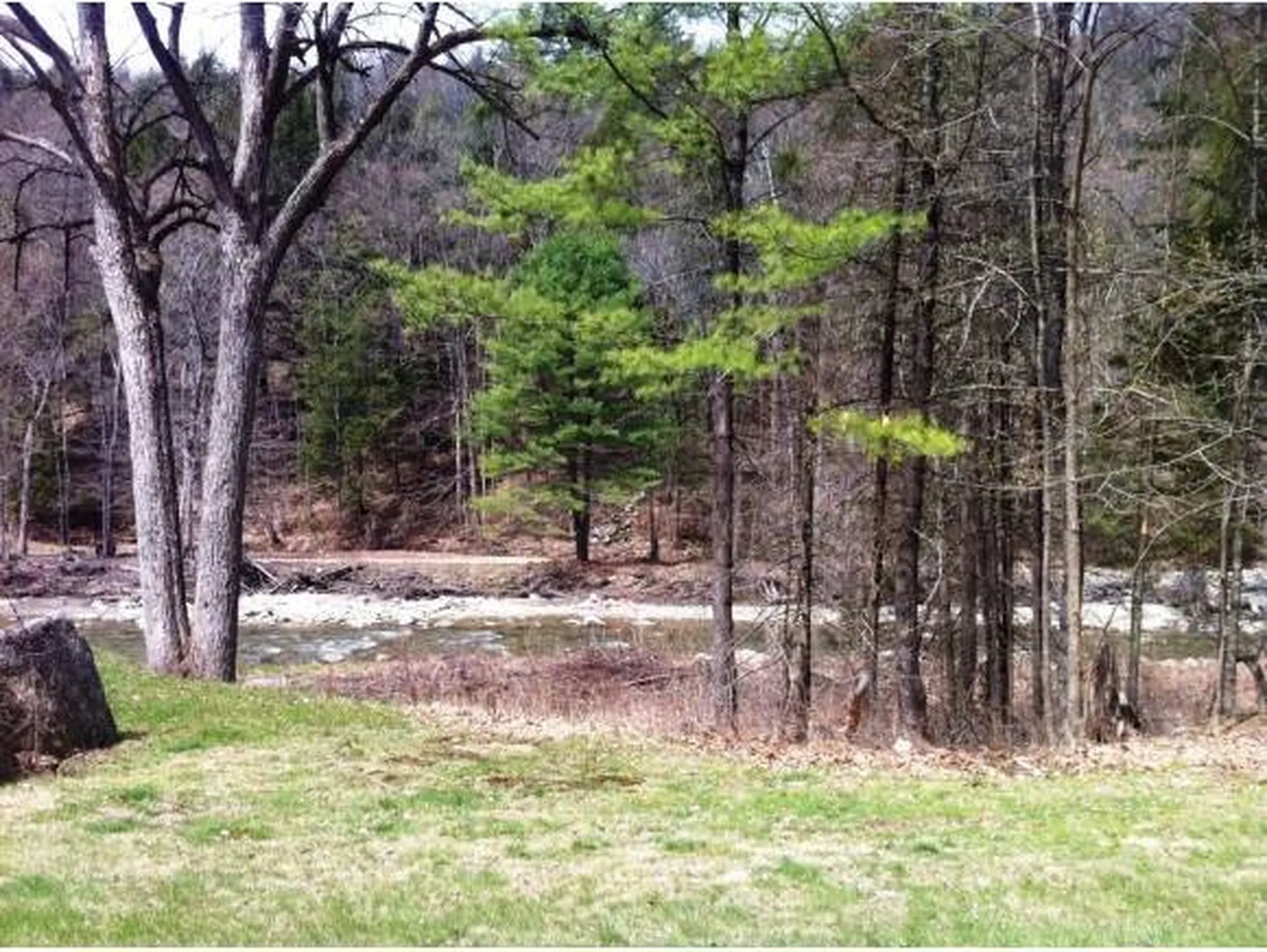 2479 Route 121 East Grafton VT 05146