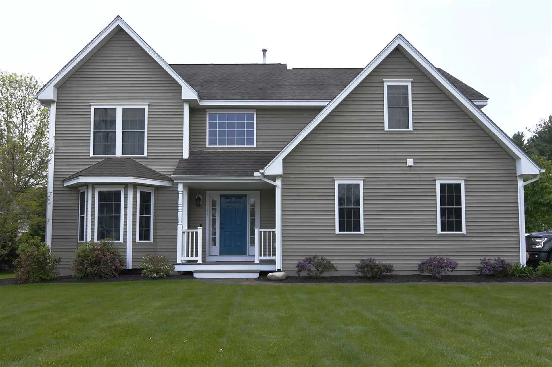 87 Hills Ferry Road Nashua NH 03064