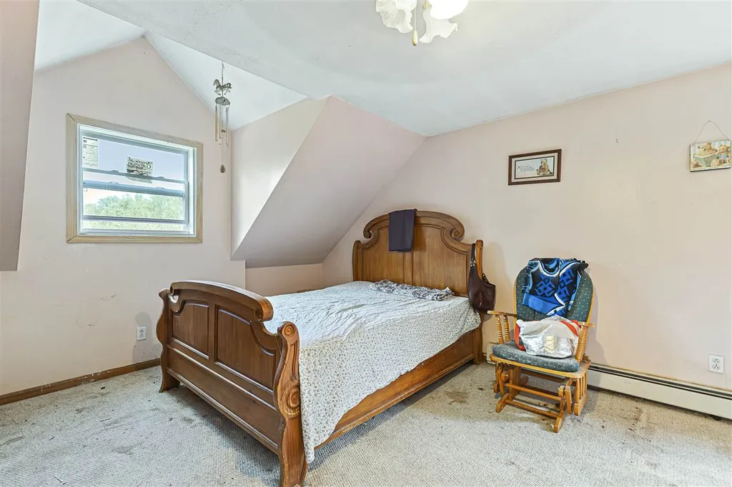 2 Shannon Way Brentwood NH 03833