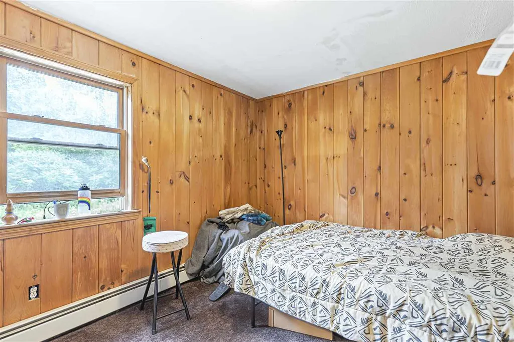 2 Shannon Way Brentwood NH 03833