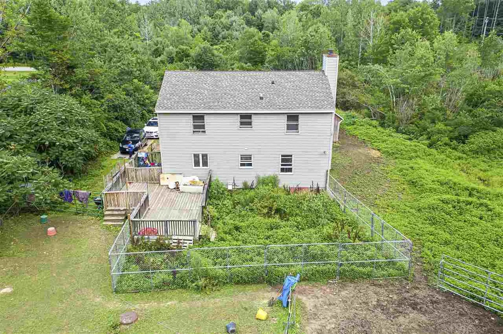 2 Shannon Way Brentwood NH 03833