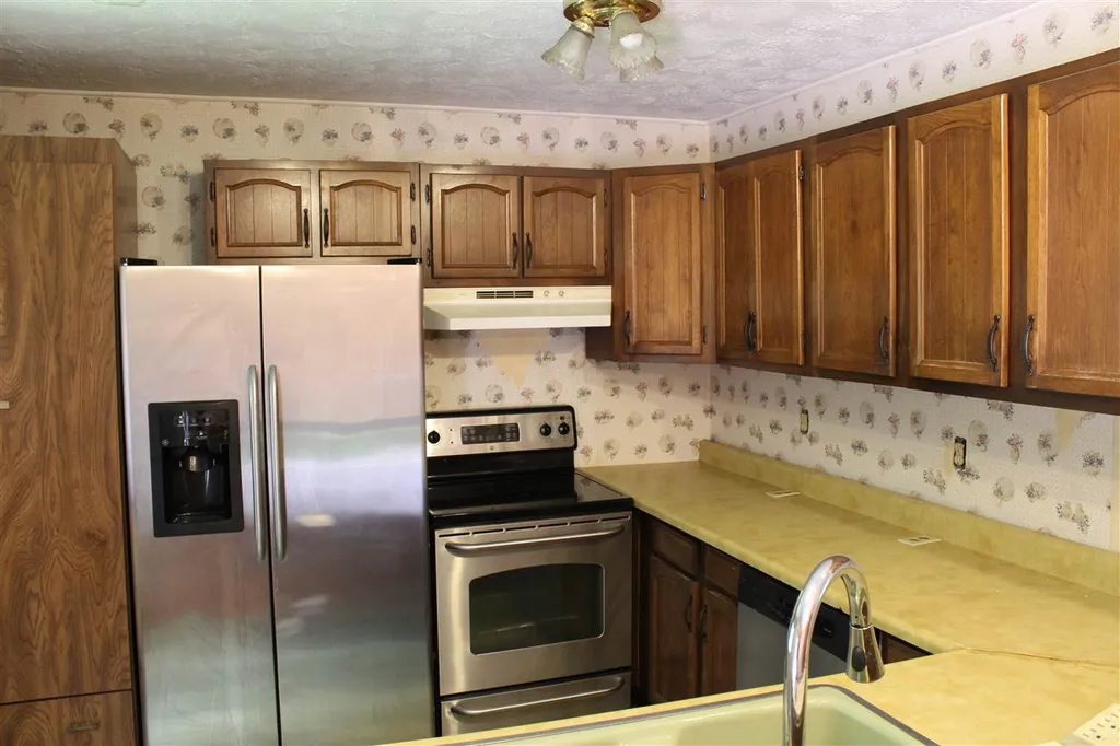 140 Victory Drive Franklin NH 03235