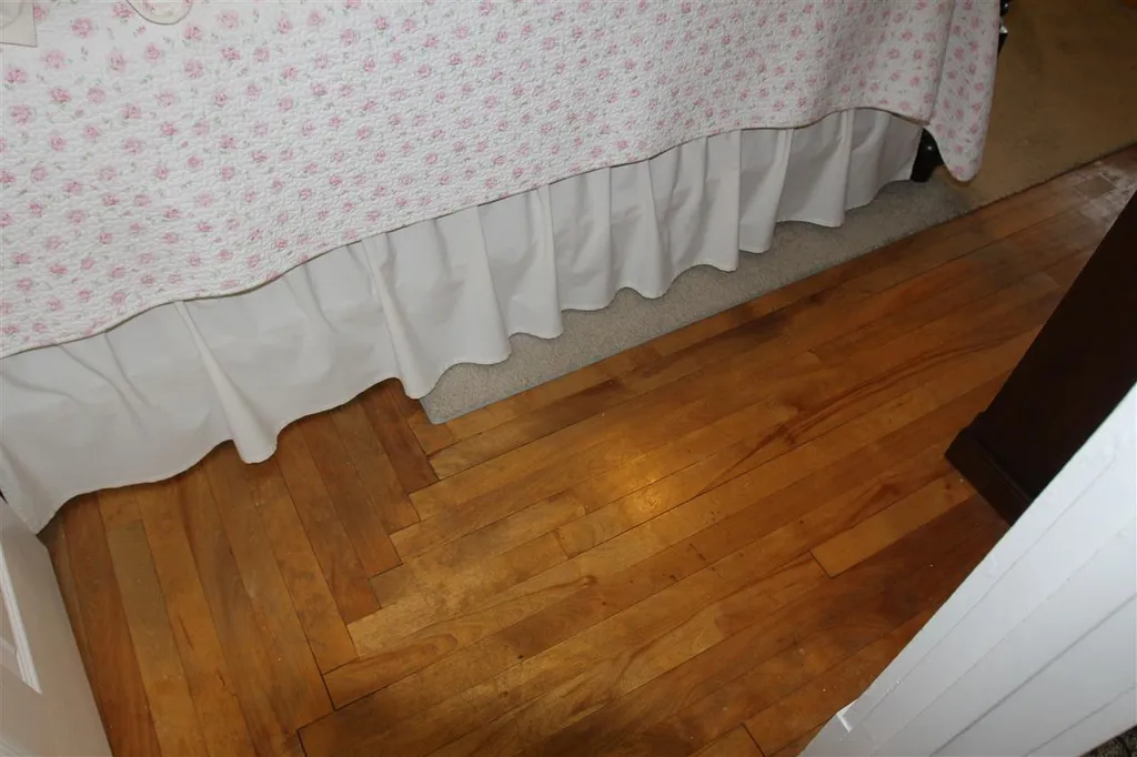 8 Earley Street Nashua NH 03060