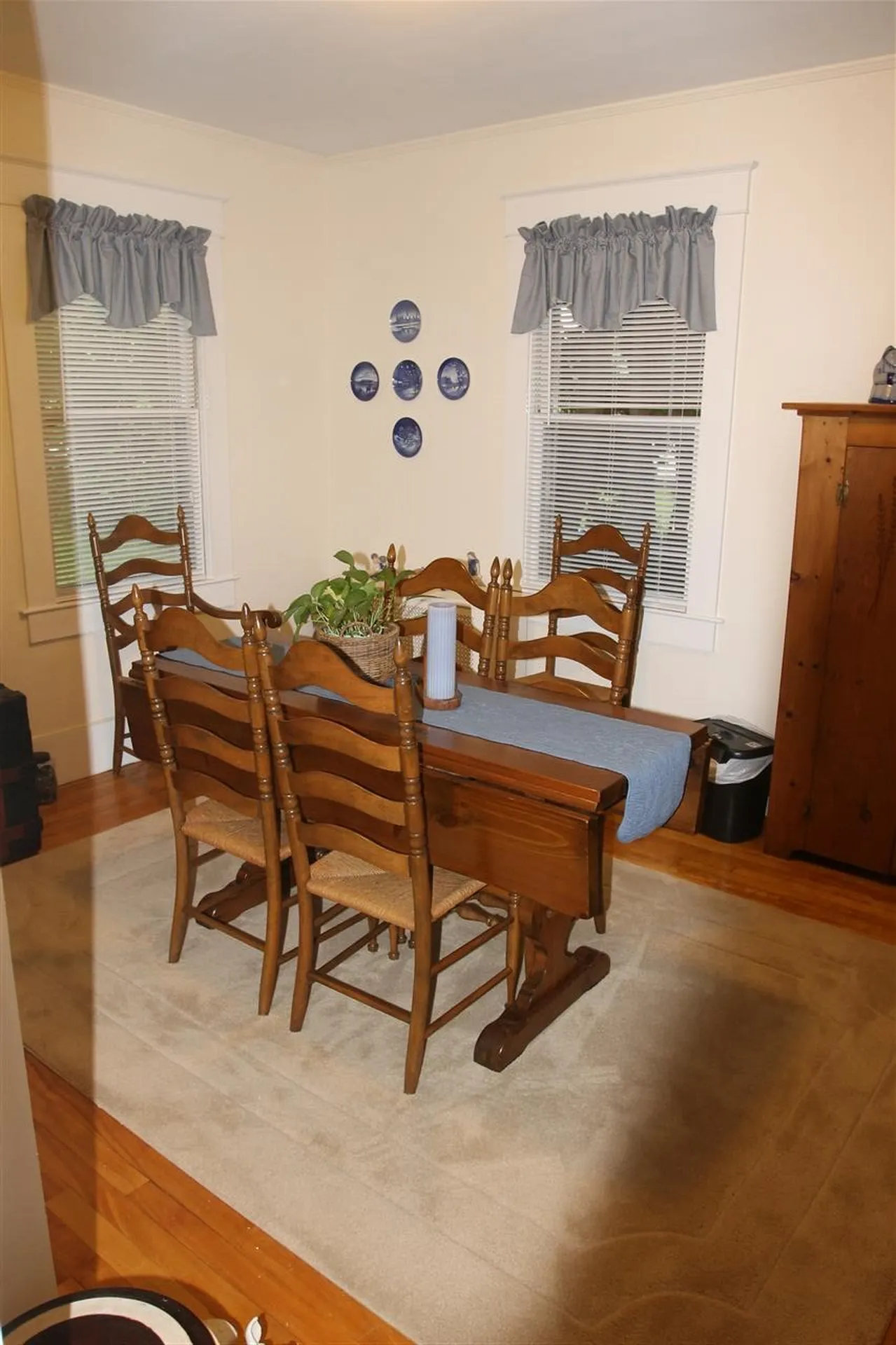 8 Earley Street Nashua NH 03060