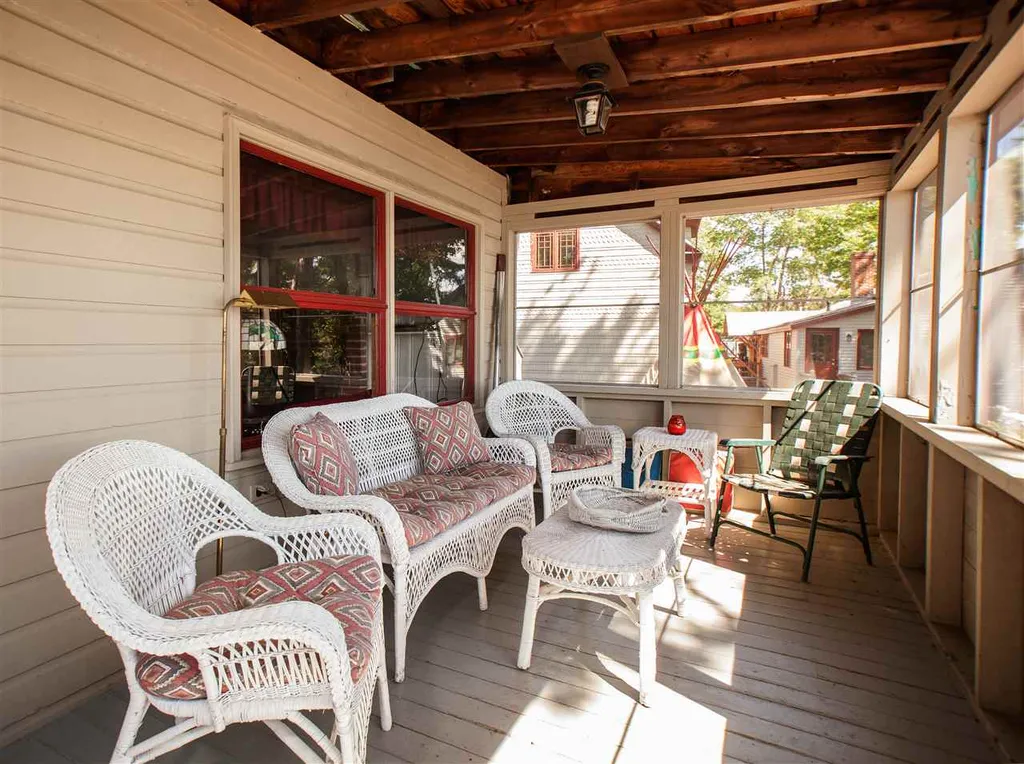 367 Governor Wentworth Highway Wolfeboro NH 03894