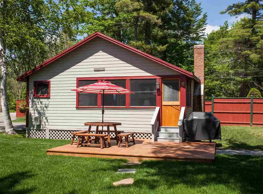 367 Governor Wentworth Highway Wolfeboro NH 03894