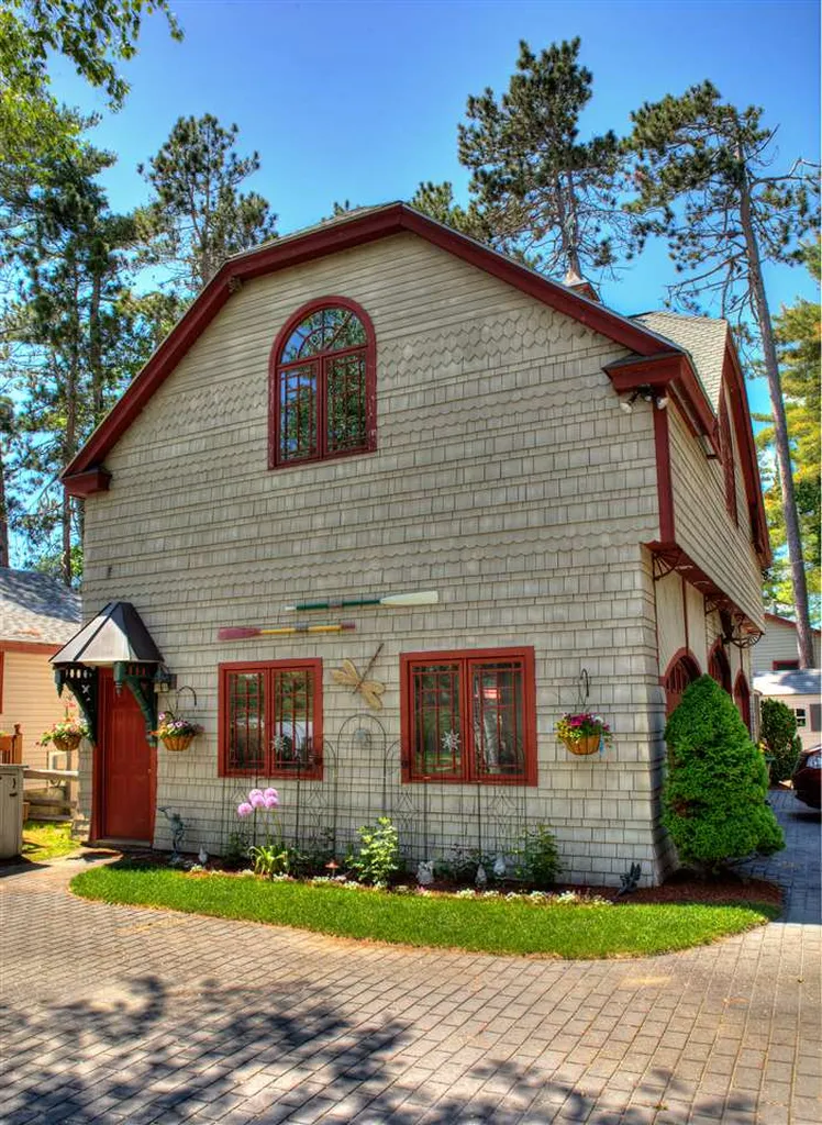 367 Governor Wentworth Highway Wolfeboro NH 03894