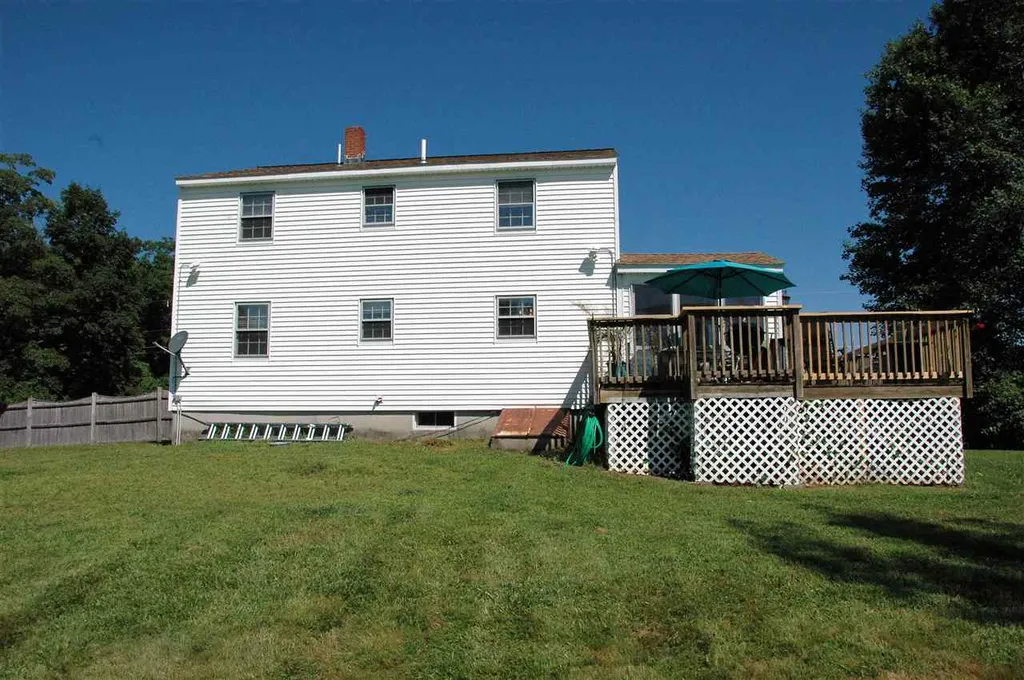 53 Adams Road Londonderry NH 03053