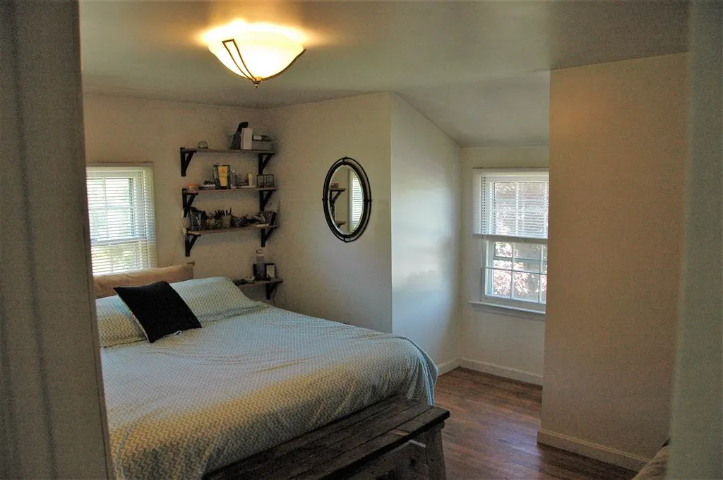 53 Adams Road Londonderry NH 03053