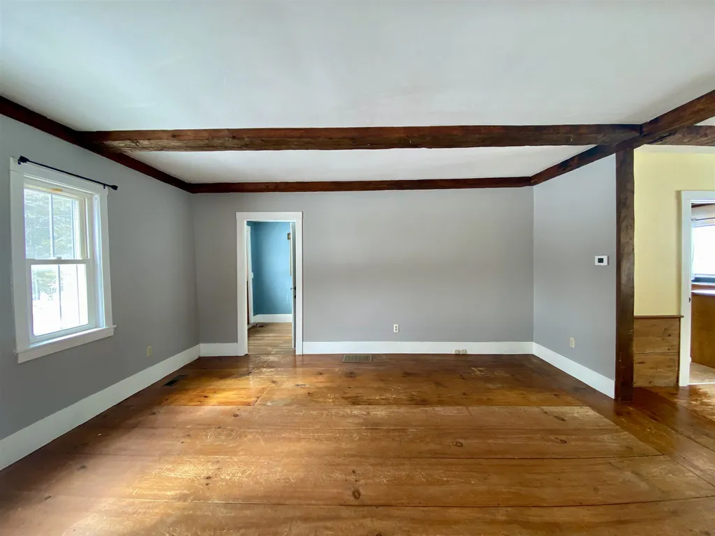 526 North Road Sunapee NH 03782