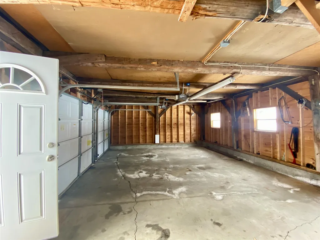 526 North Road Sunapee NH 03782