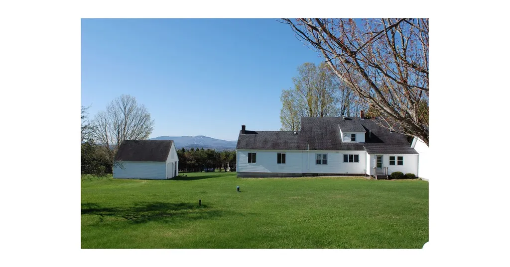 526 North Road Sunapee NH 03782