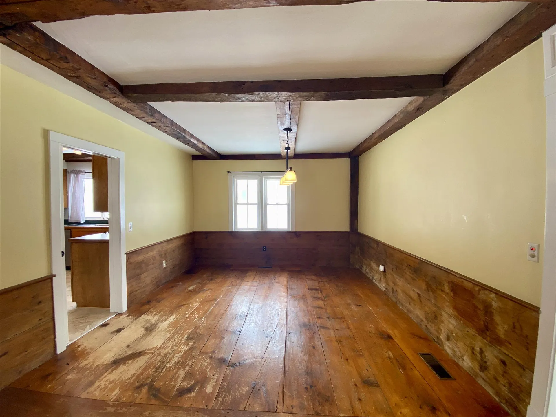 526 North Road Sunapee NH 03782