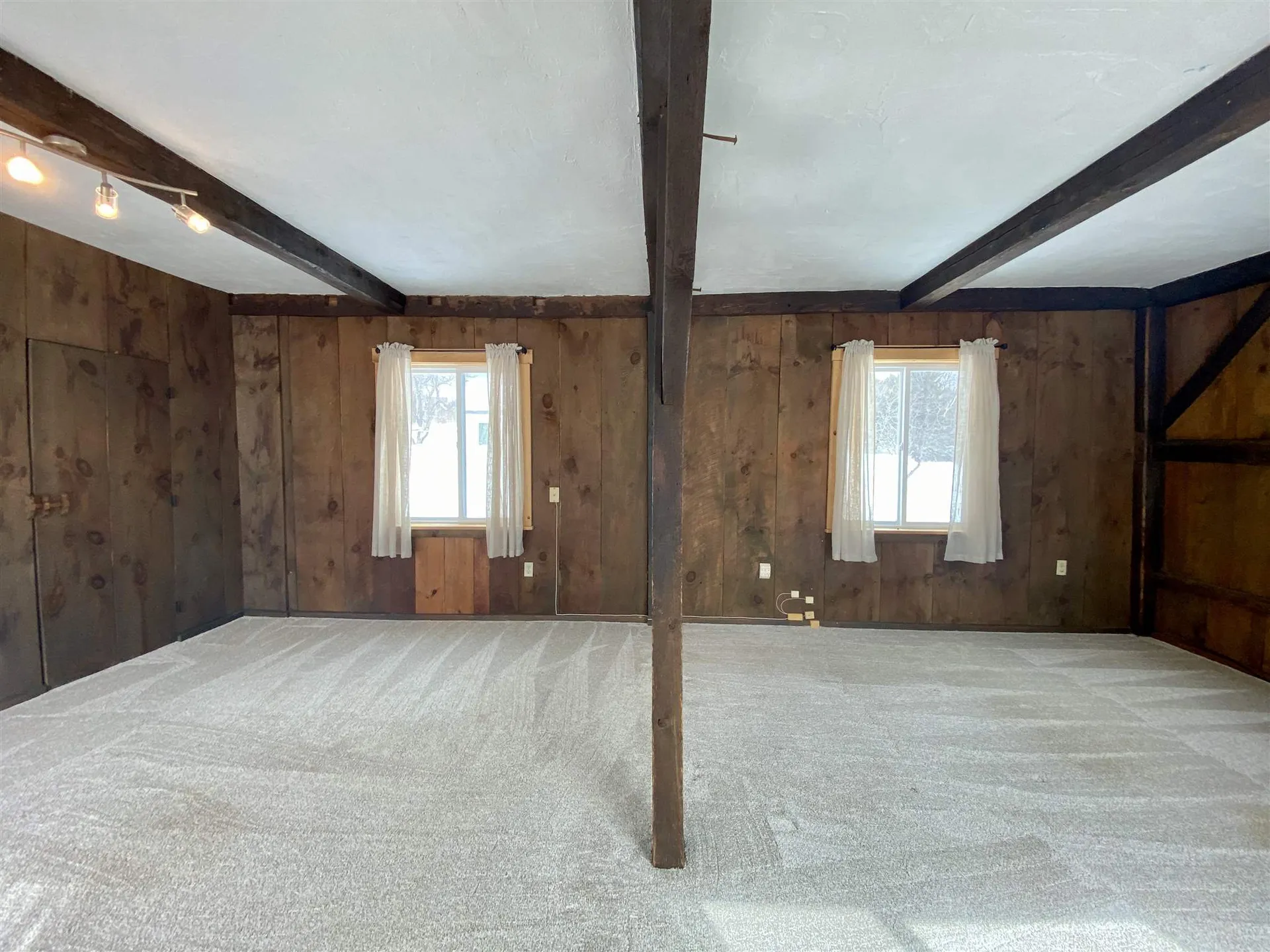 526 North Road Sunapee NH 03782