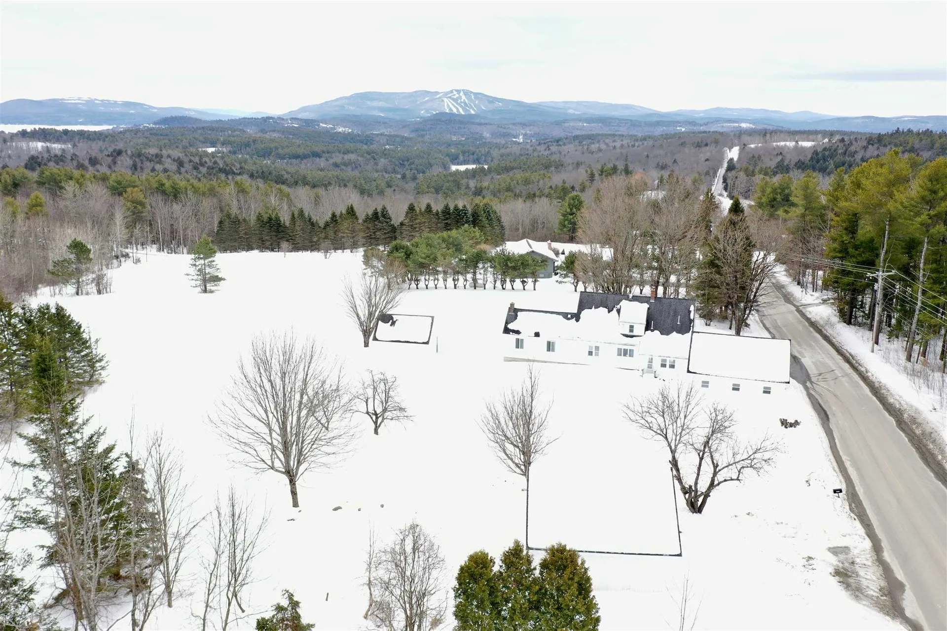 526 North Road Sunapee NH 03782