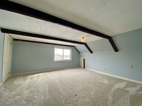 526 North Road Sunapee NH 03782
