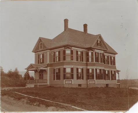77 Bunker Hill Street Lancaster NH 03584