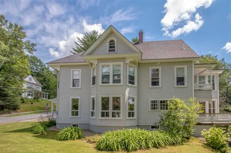 77 Bunker Hill Street Lancaster NH 03584