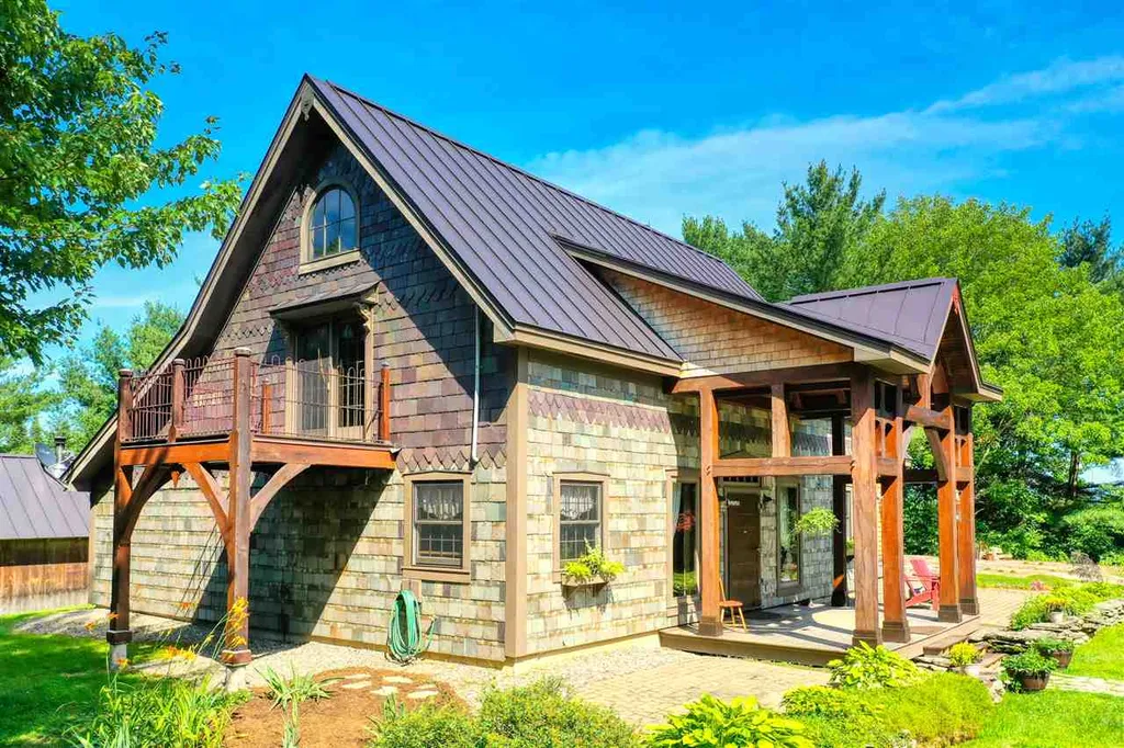2011 Lake Road Franklin VT 05457