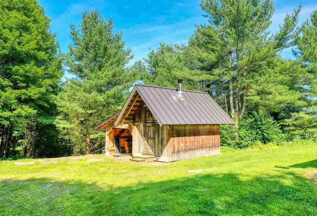 2011 Lake Road Franklin VT 05457