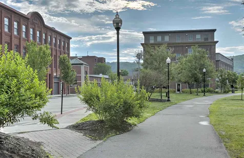 51 Railroad Street Keene NH 03431